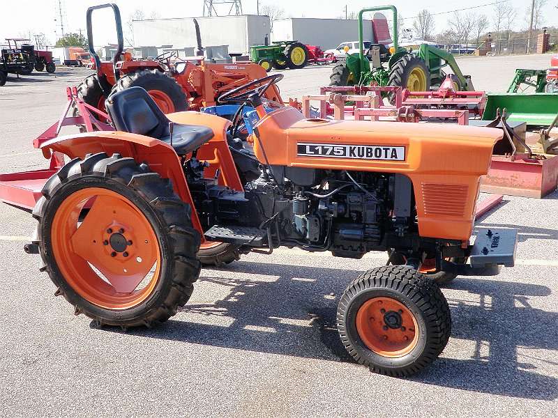 Kubota L175 