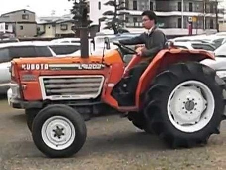 Kubota L4202 