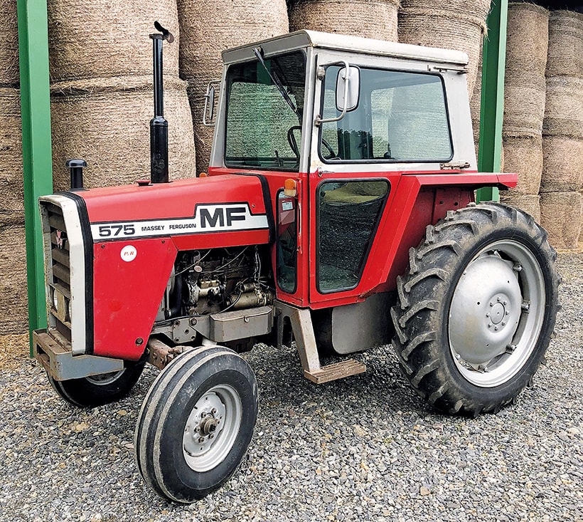 Massey Ferguson 575 