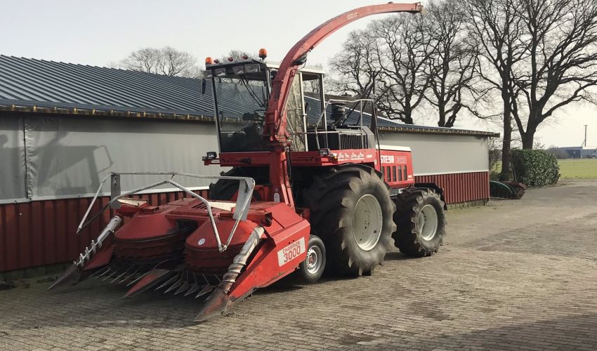 Steyr 8320 