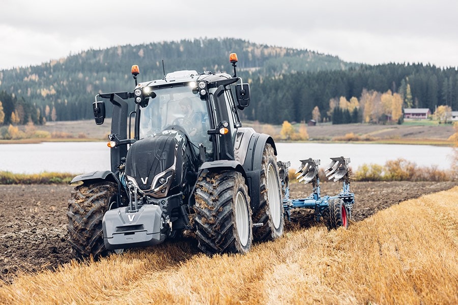 Valtra N155 