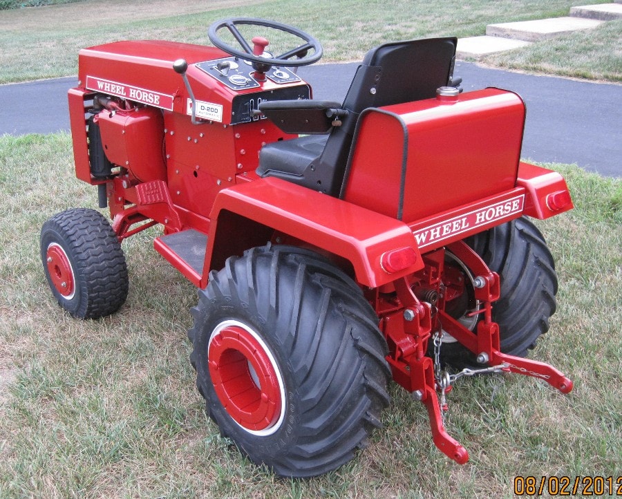 Wheel Horse D-200 