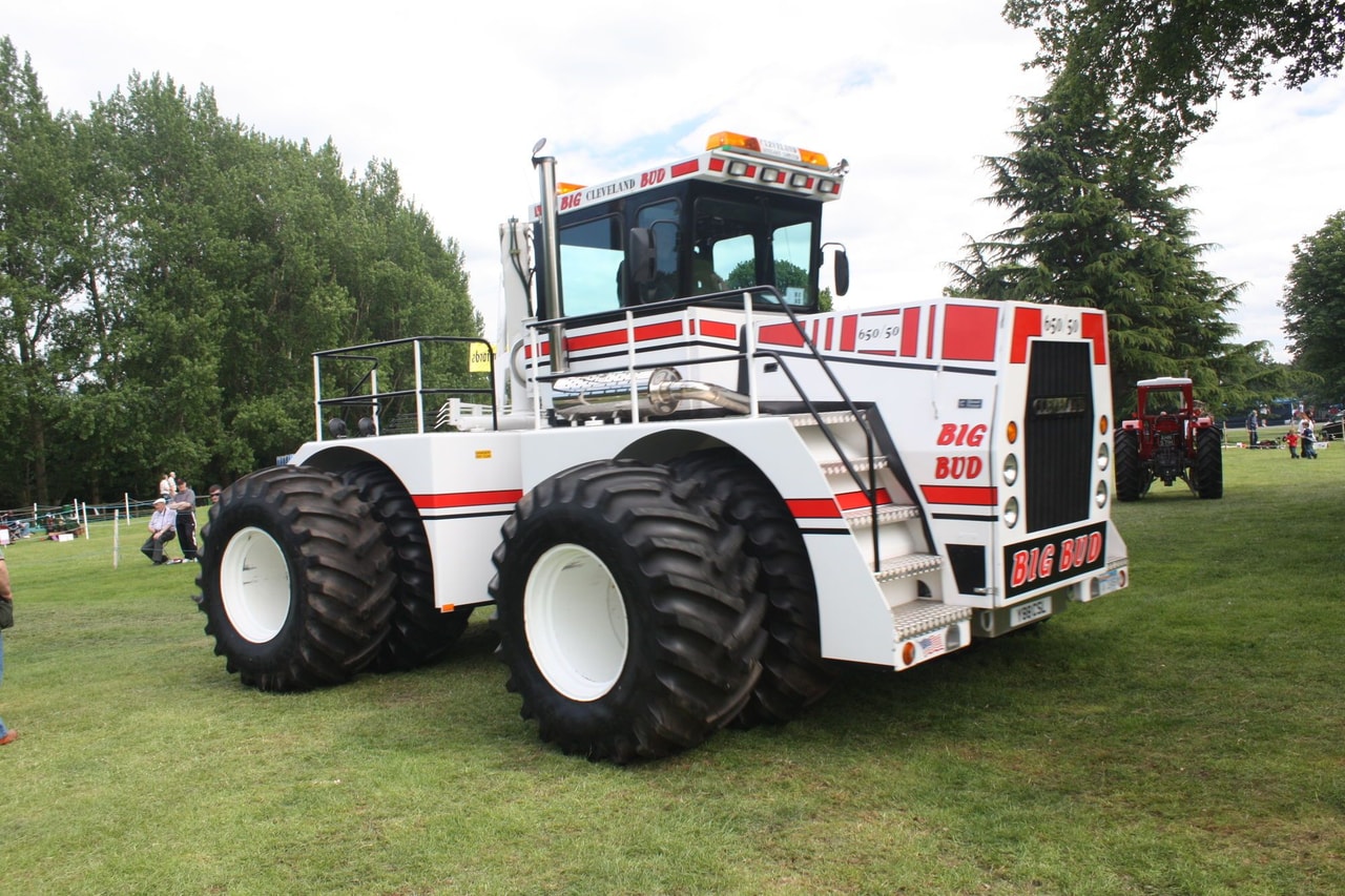 Big Bud 375