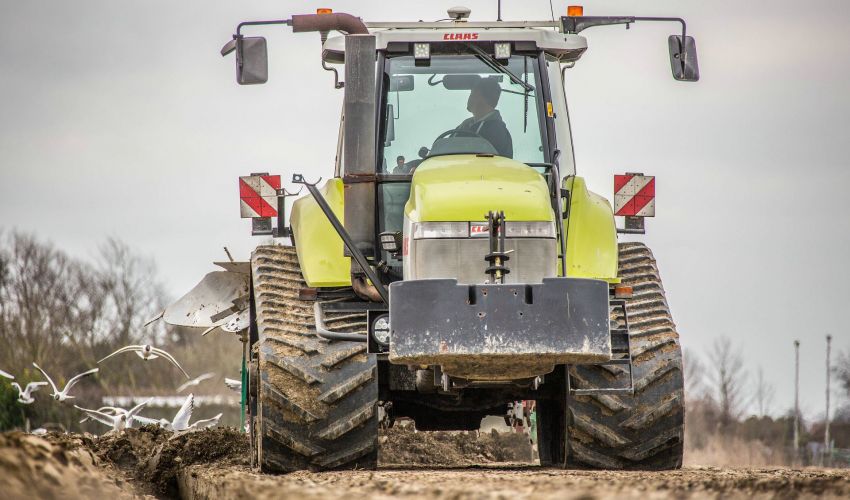 Claas Challenger 55
