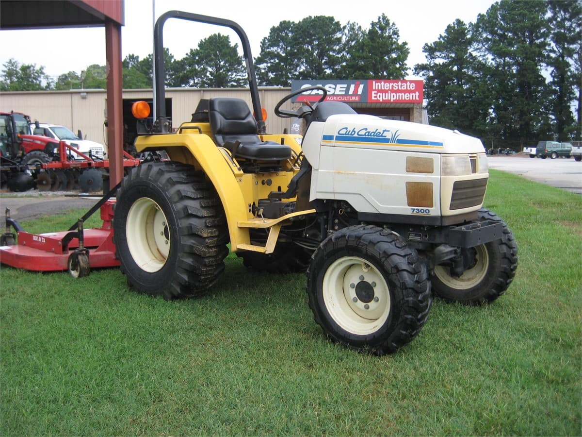 Cub Cadet 7300