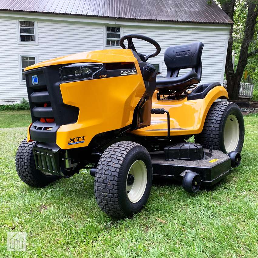 Cub Cadet XT1 ST54