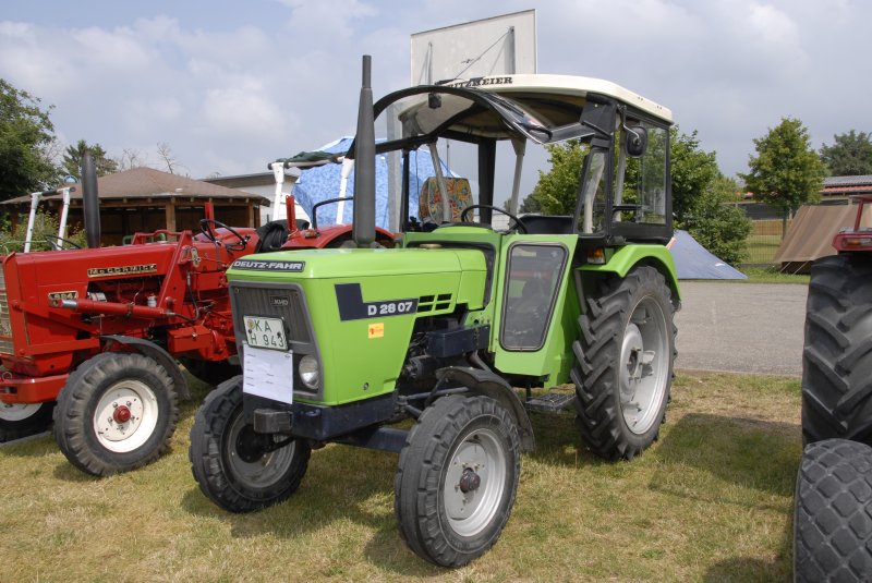 Deutz-Fahr D 2807