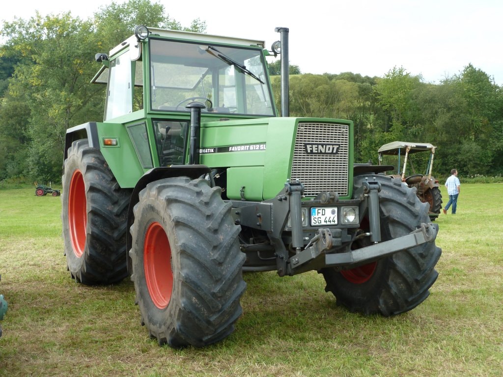 Fendt Favorit 612LS