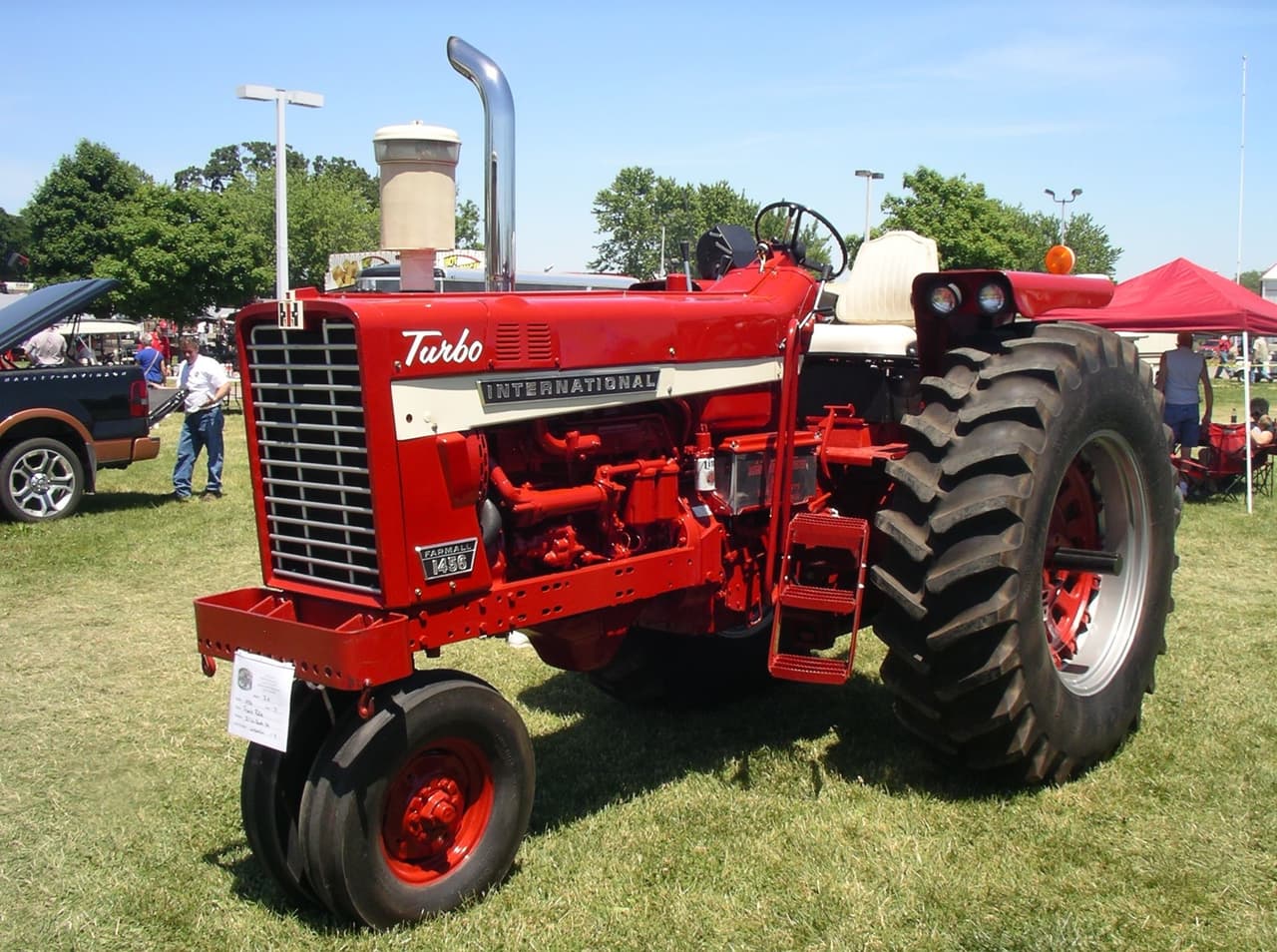 International Harvester 1456
