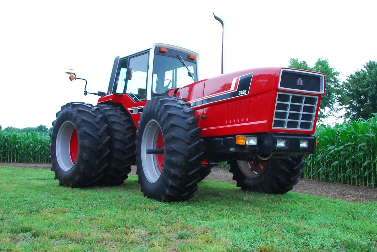 International Harvester 3788
