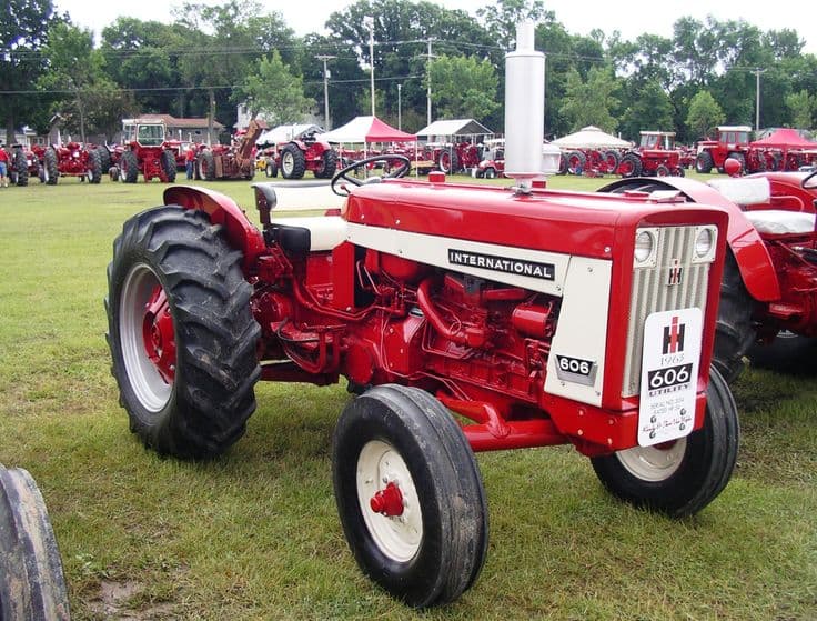 International Harvester 504