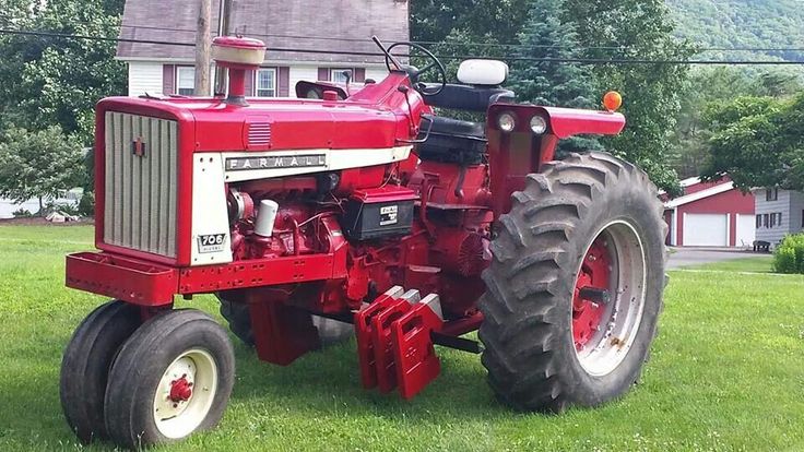 International Harvester 706