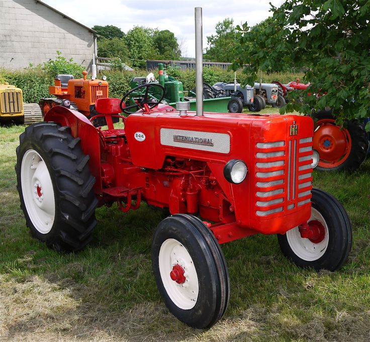 International Harvester B-414