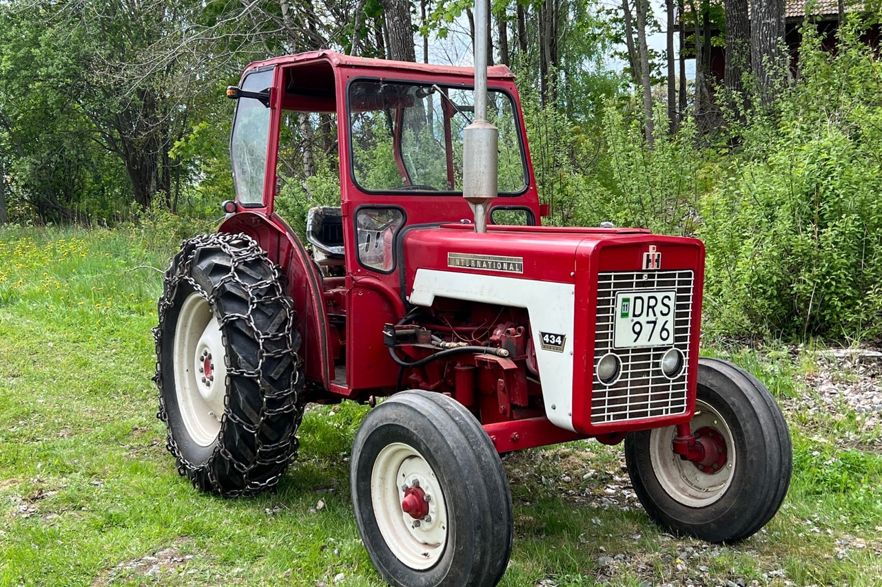 International Harvester B-434