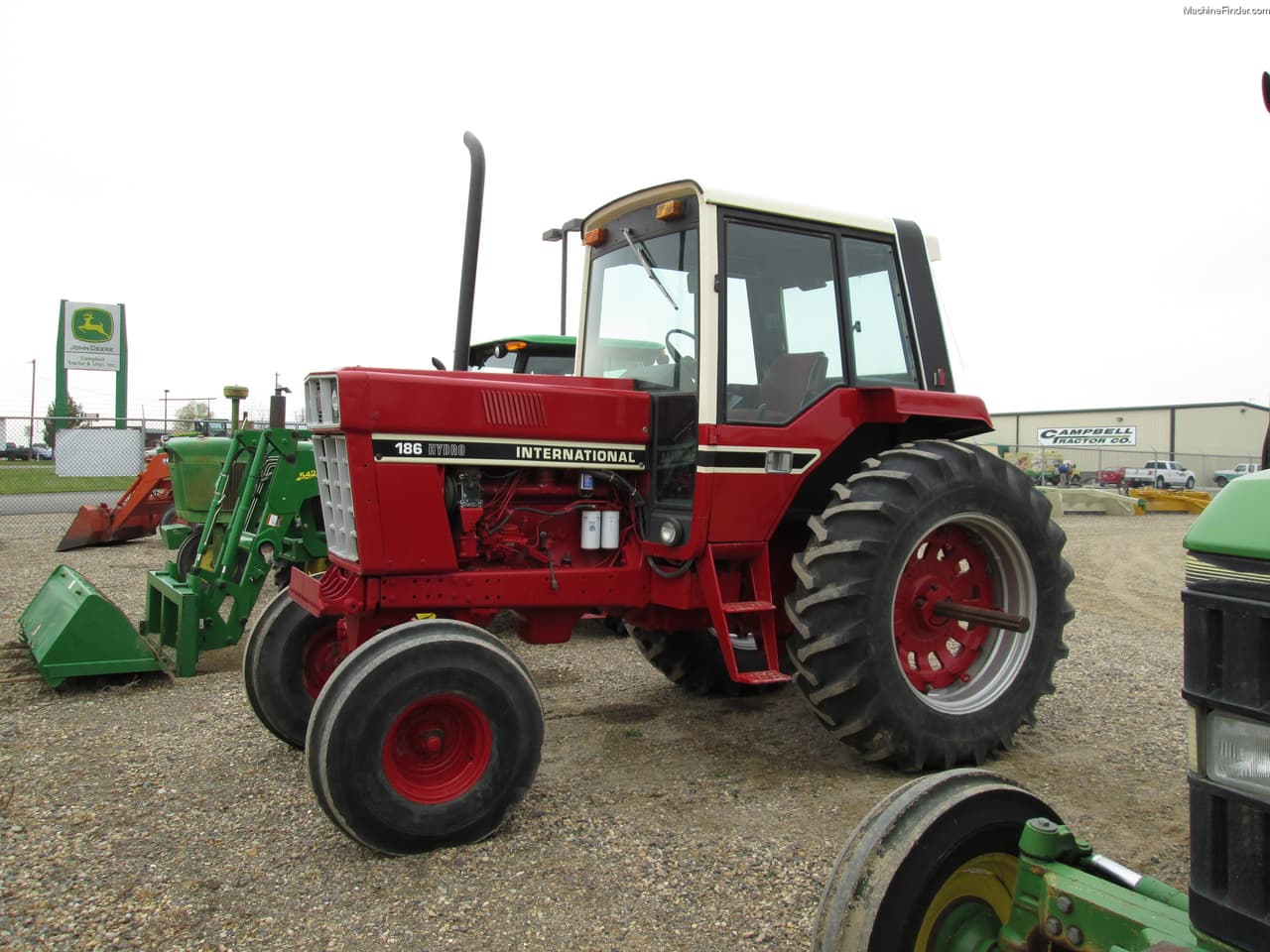 International Harvester Hydro 186