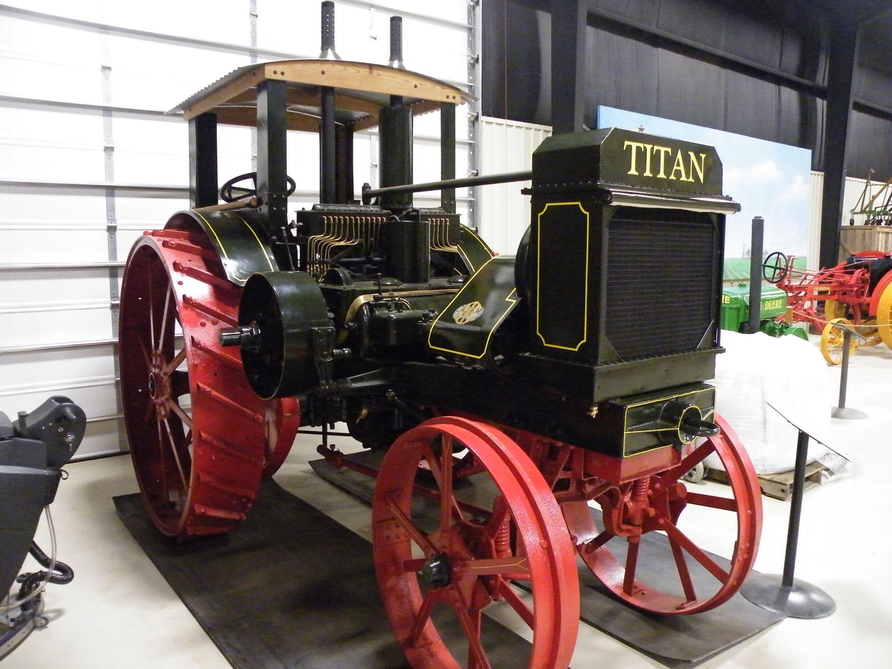 International Harvester Titan 12-25