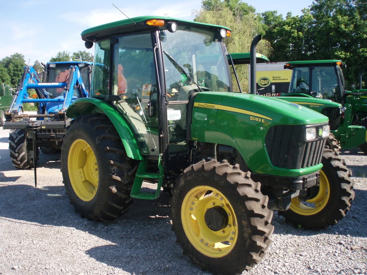 John Deere 5083E Limited