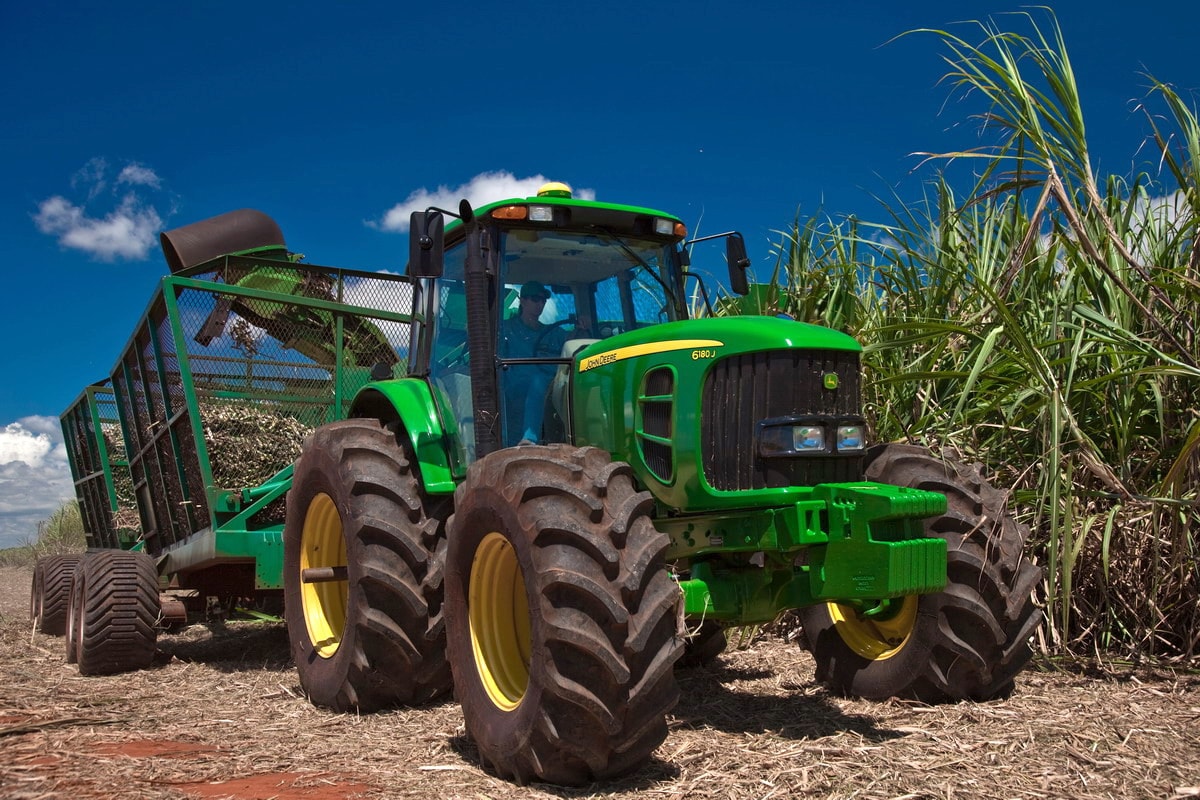 John Deere 6180J