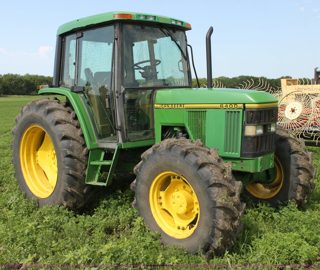 John Deere 6400