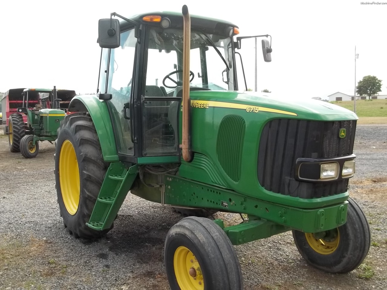 John Deere 6715