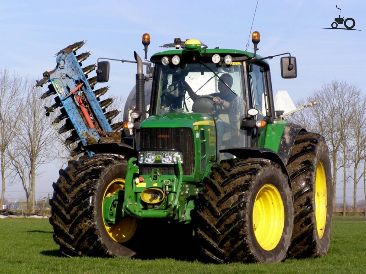 John Deere 6930