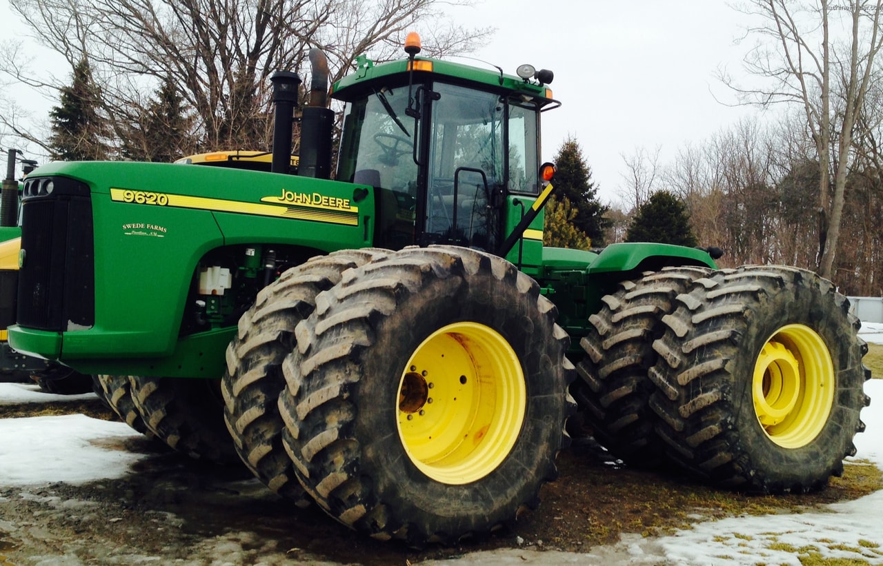 John Deere 9620
