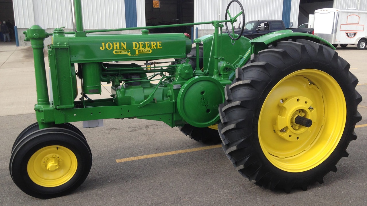 John Deere G Unstyled