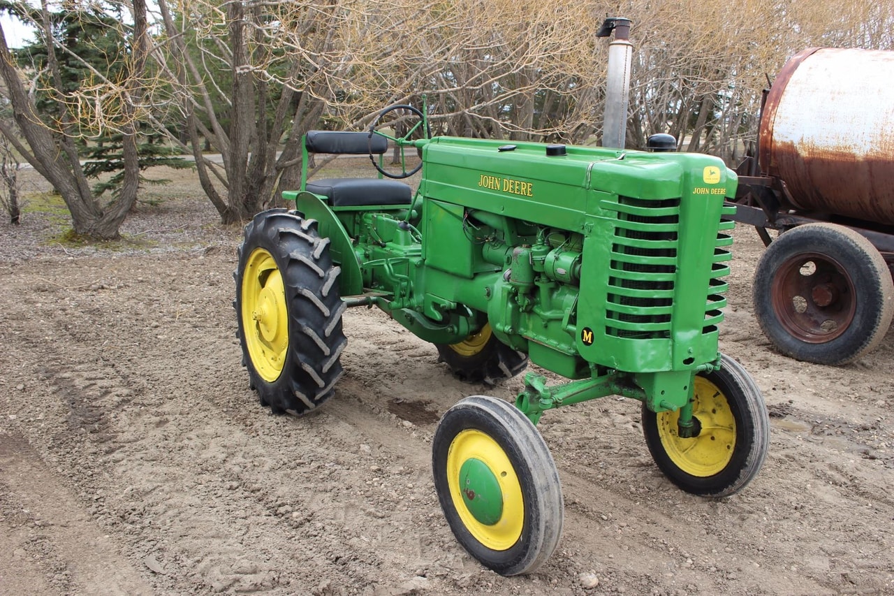 John Deere M