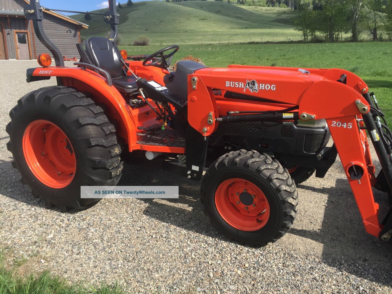 Kubota L3830HST