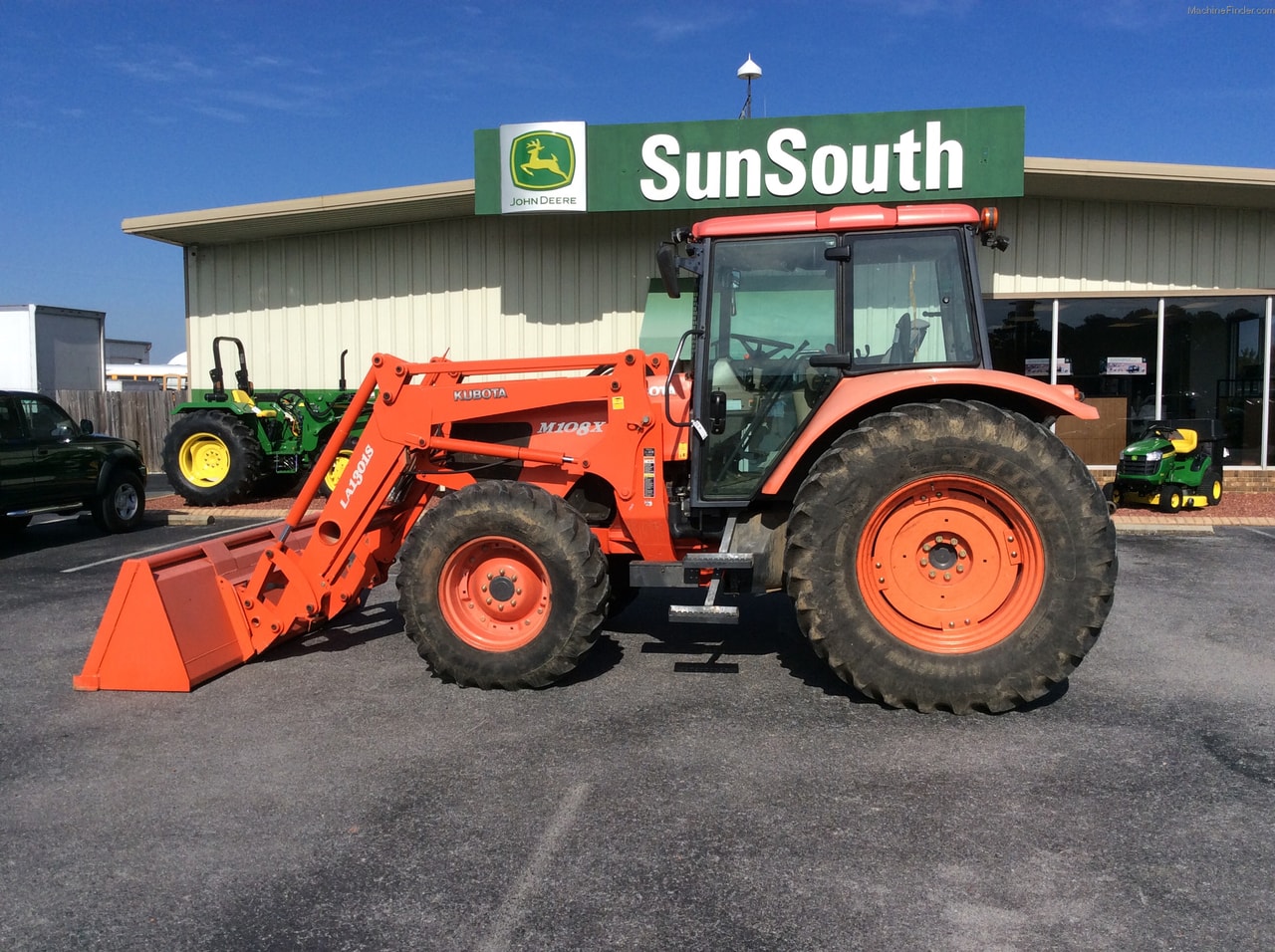 Kubota M108X