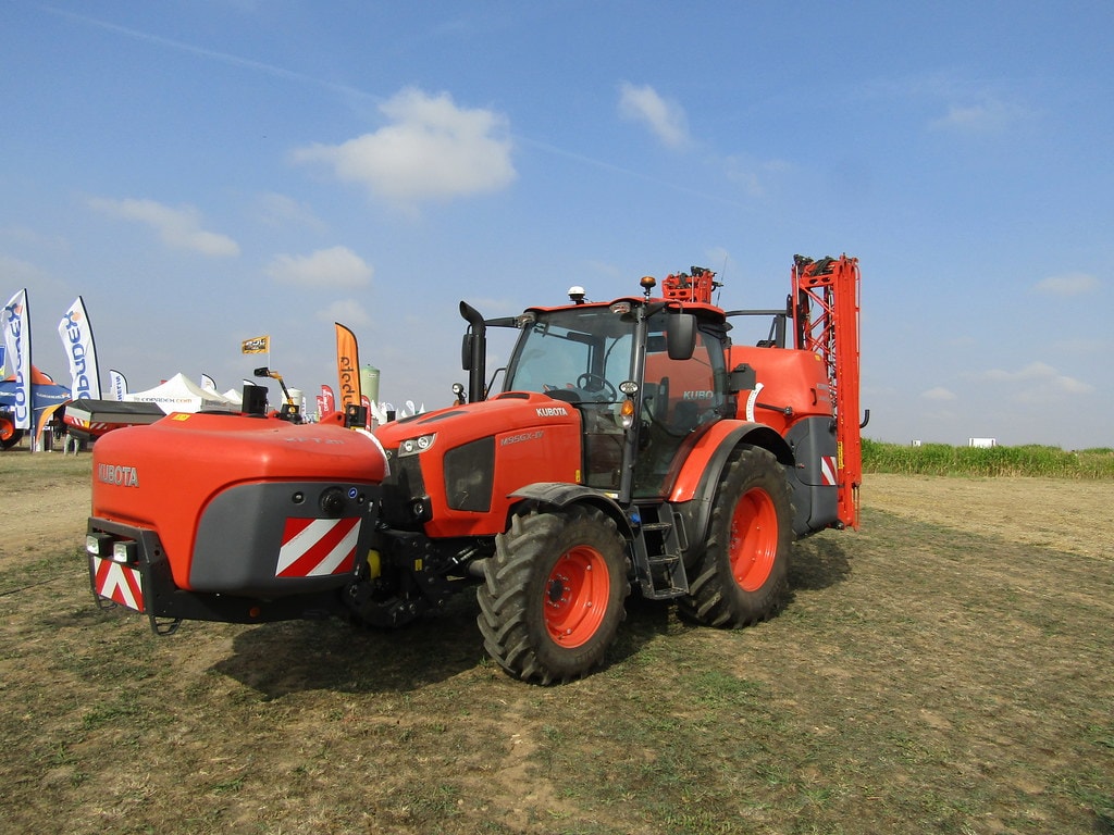 Kubota M95GX-IV