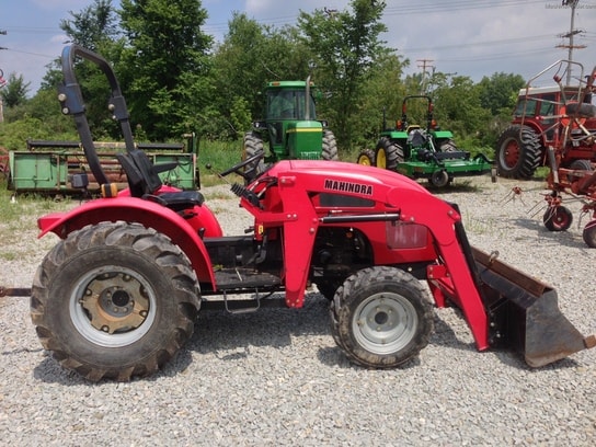 Mahindra 2525