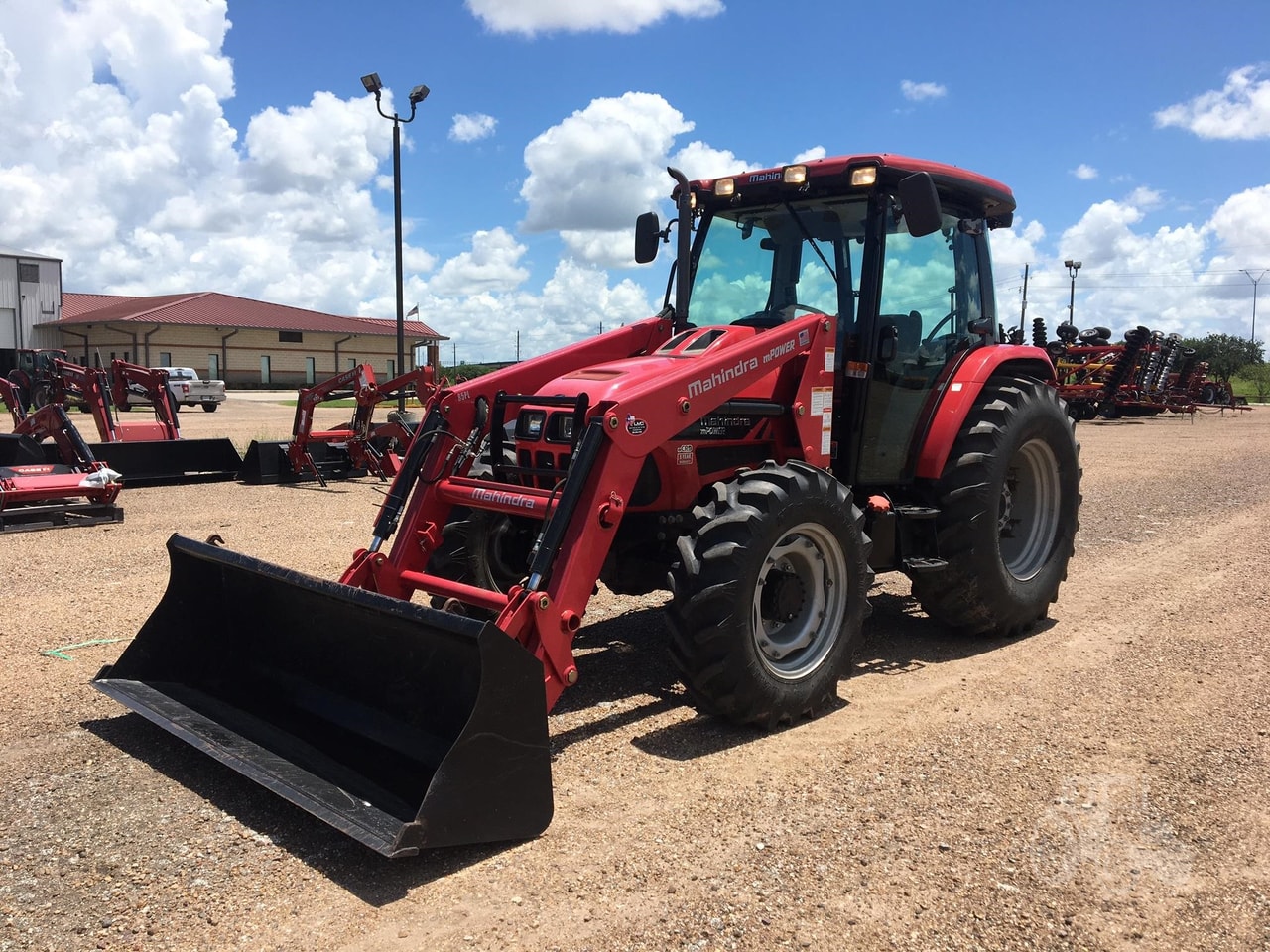 Mahindra mPower 85P