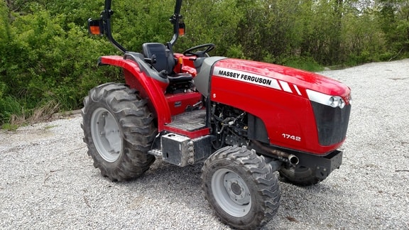 Massey Ferguson 1742