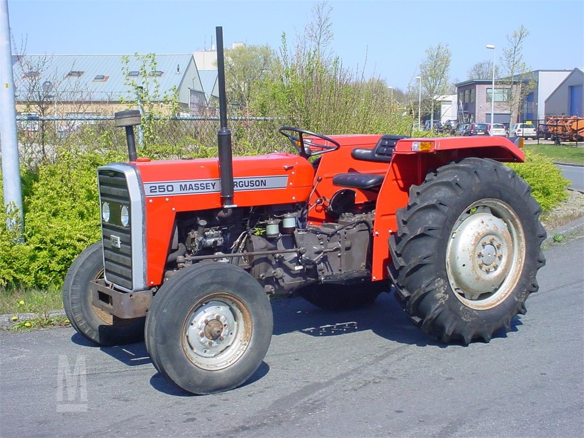 Massey Ferguson 250