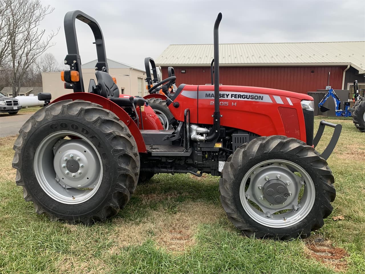 Massey Ferguson 2605H