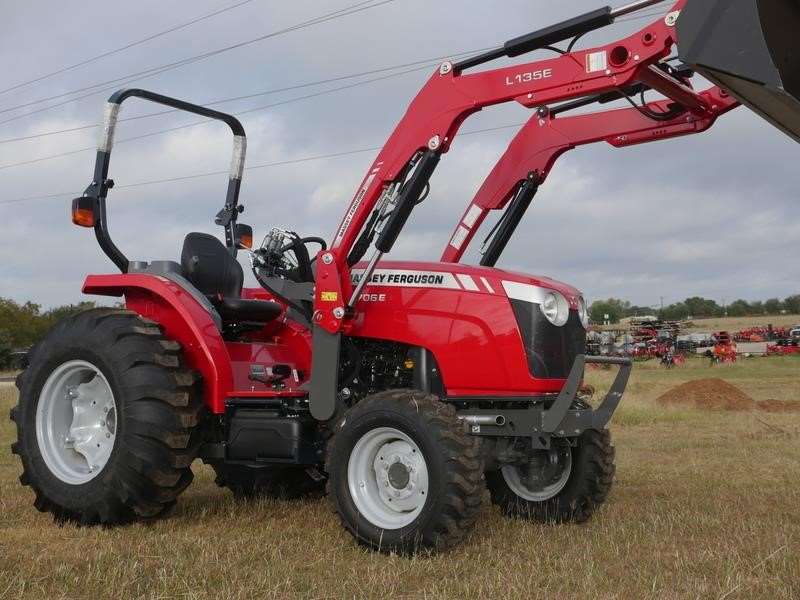 Massey Ferguson 2706E