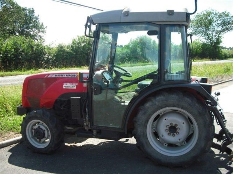 Massey Ferguson 3425