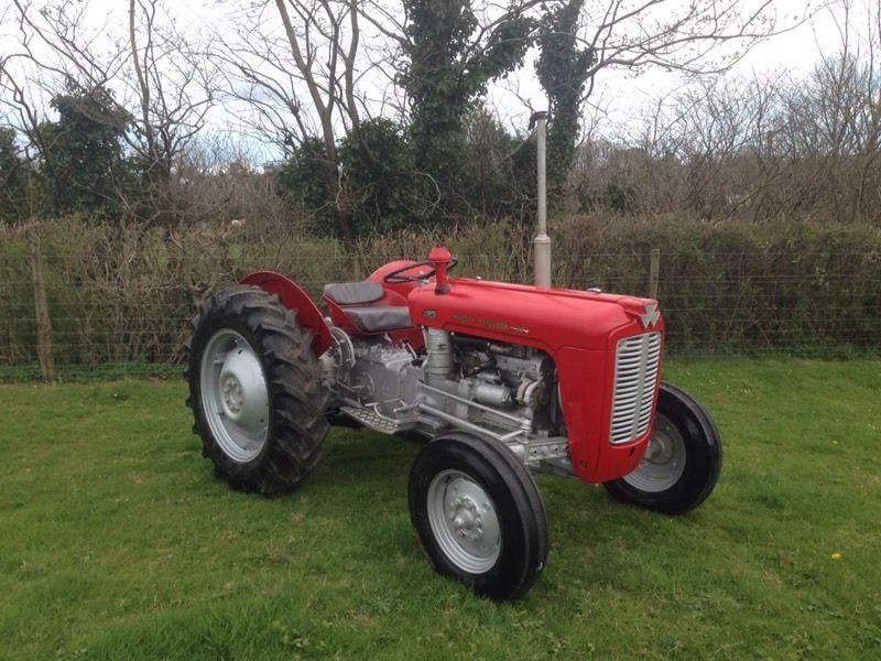 Massey Ferguson 37