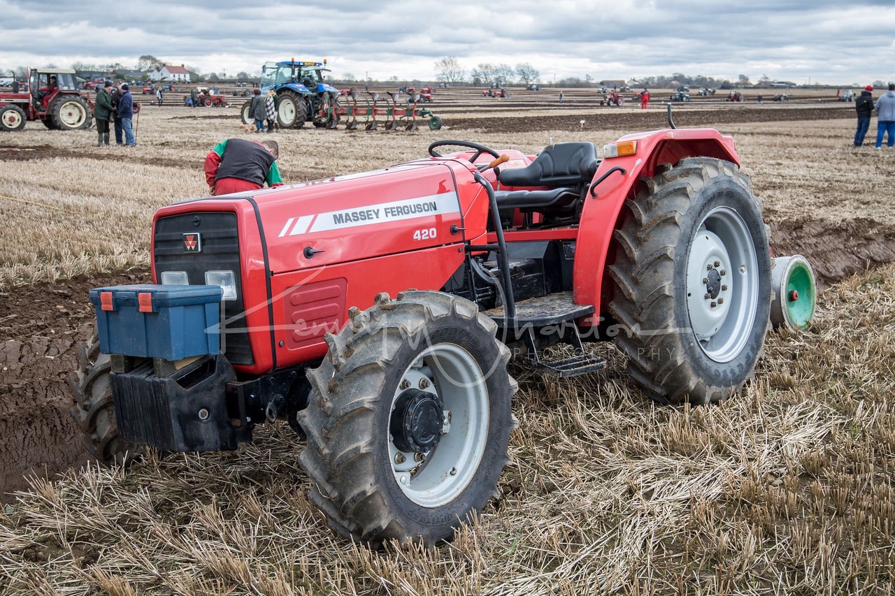 Massey Ferguson 420