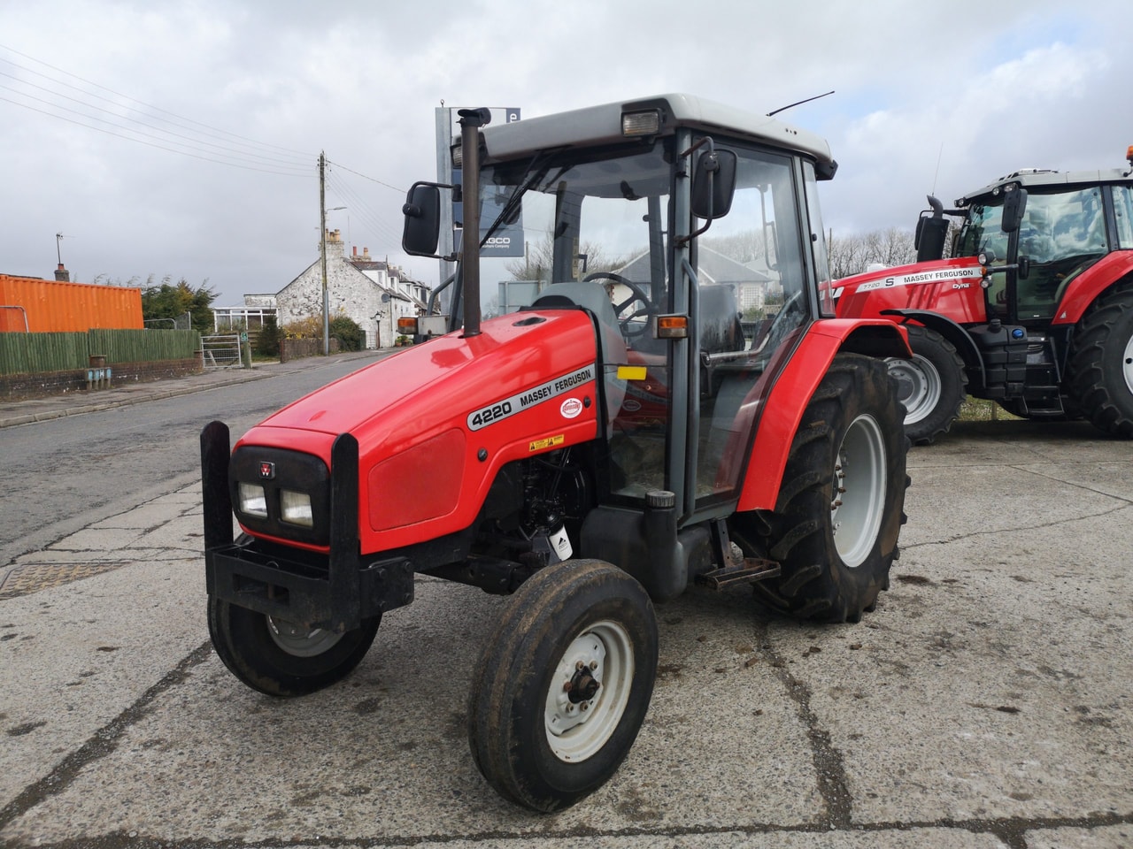 Massey Ferguson 4220