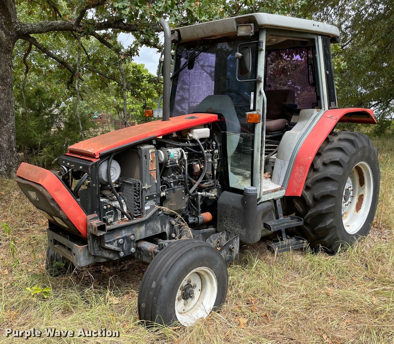 Massey Ferguson 4233