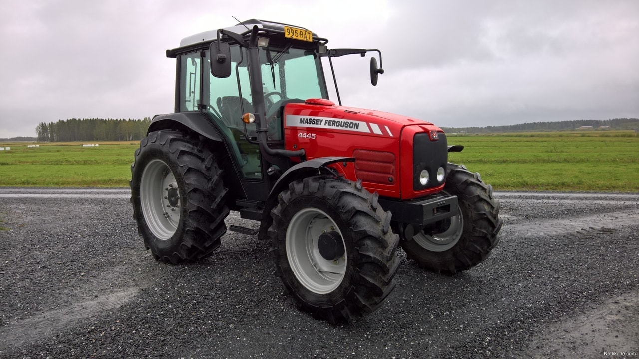 Massey Ferguson 4445