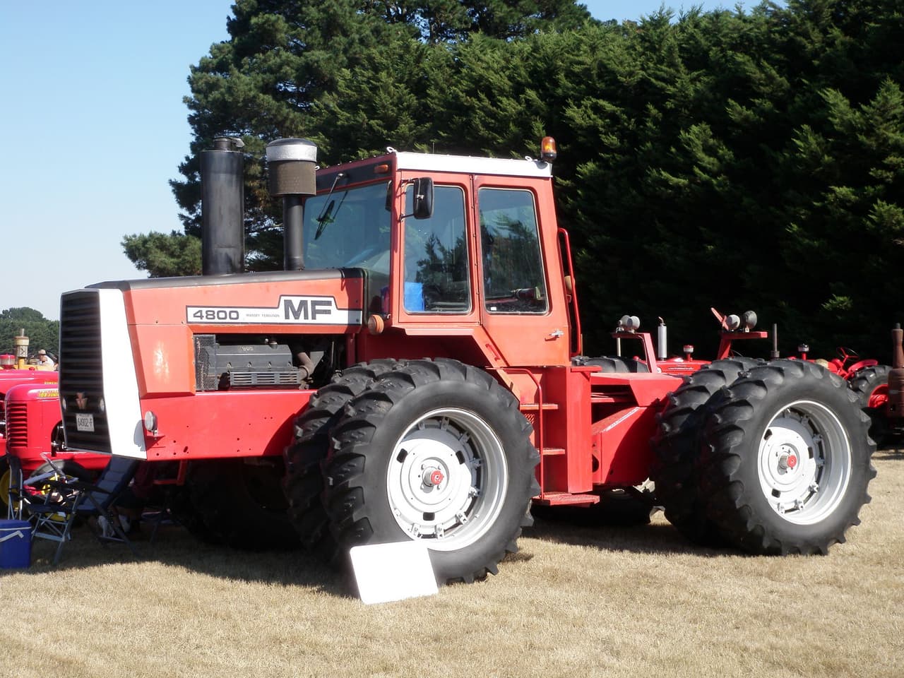 Massey Ferguson 4800