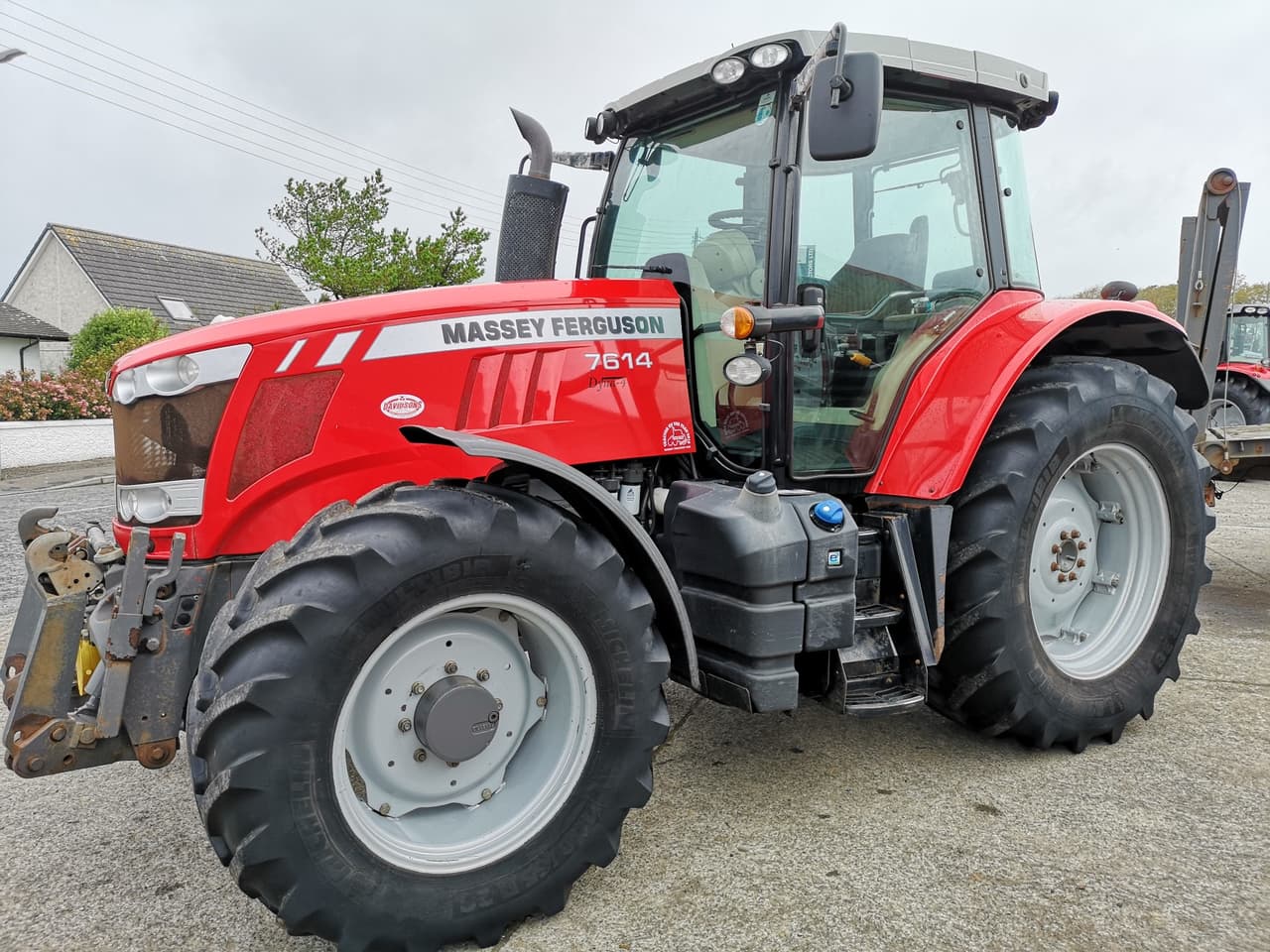 Massey Ferguson 7614