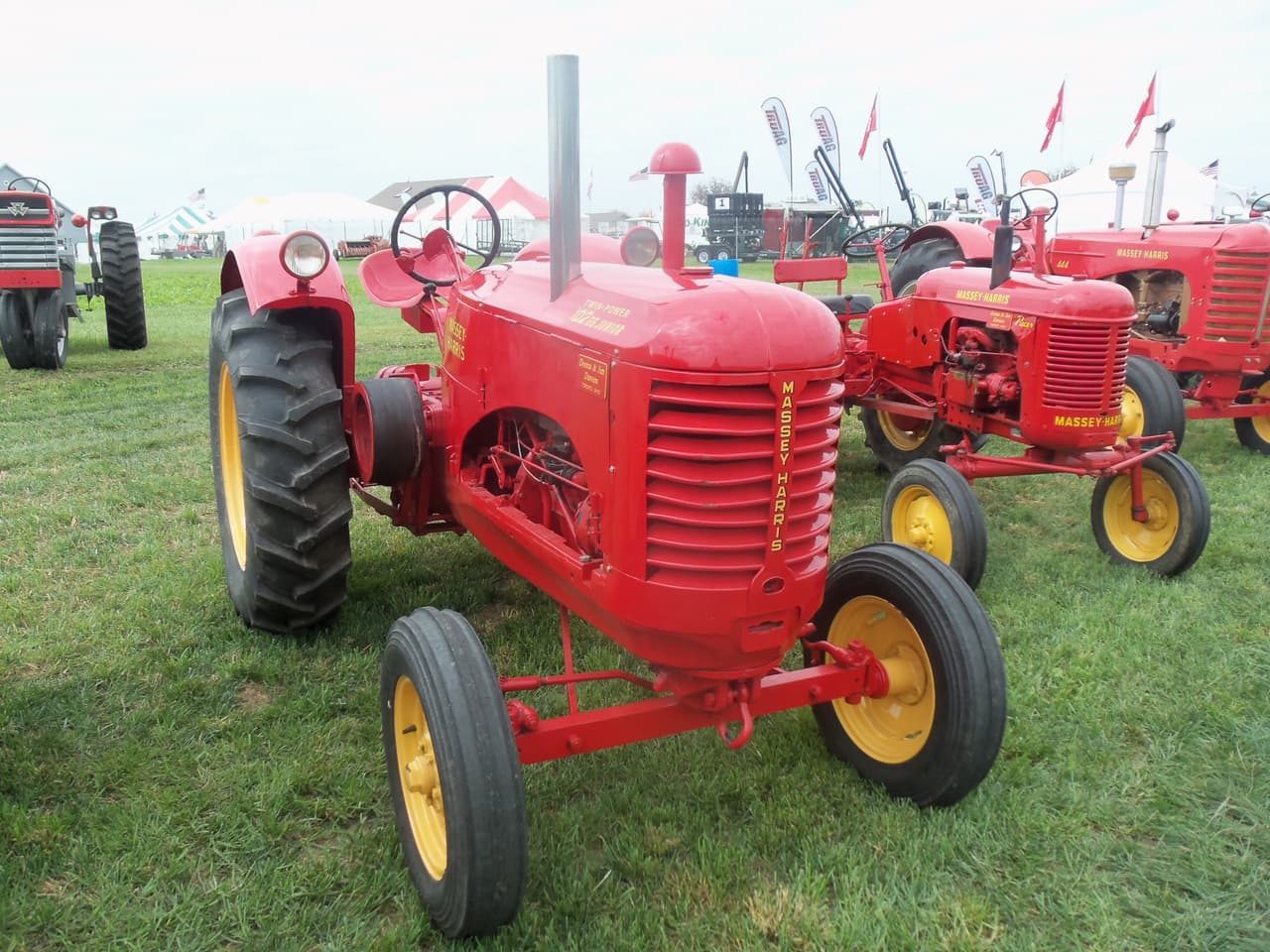 Massey-Harris 102 Junior