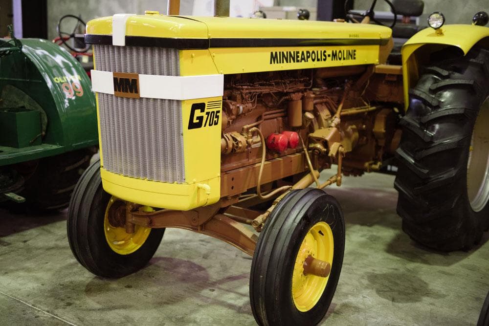 Minneapolis-Moline G705