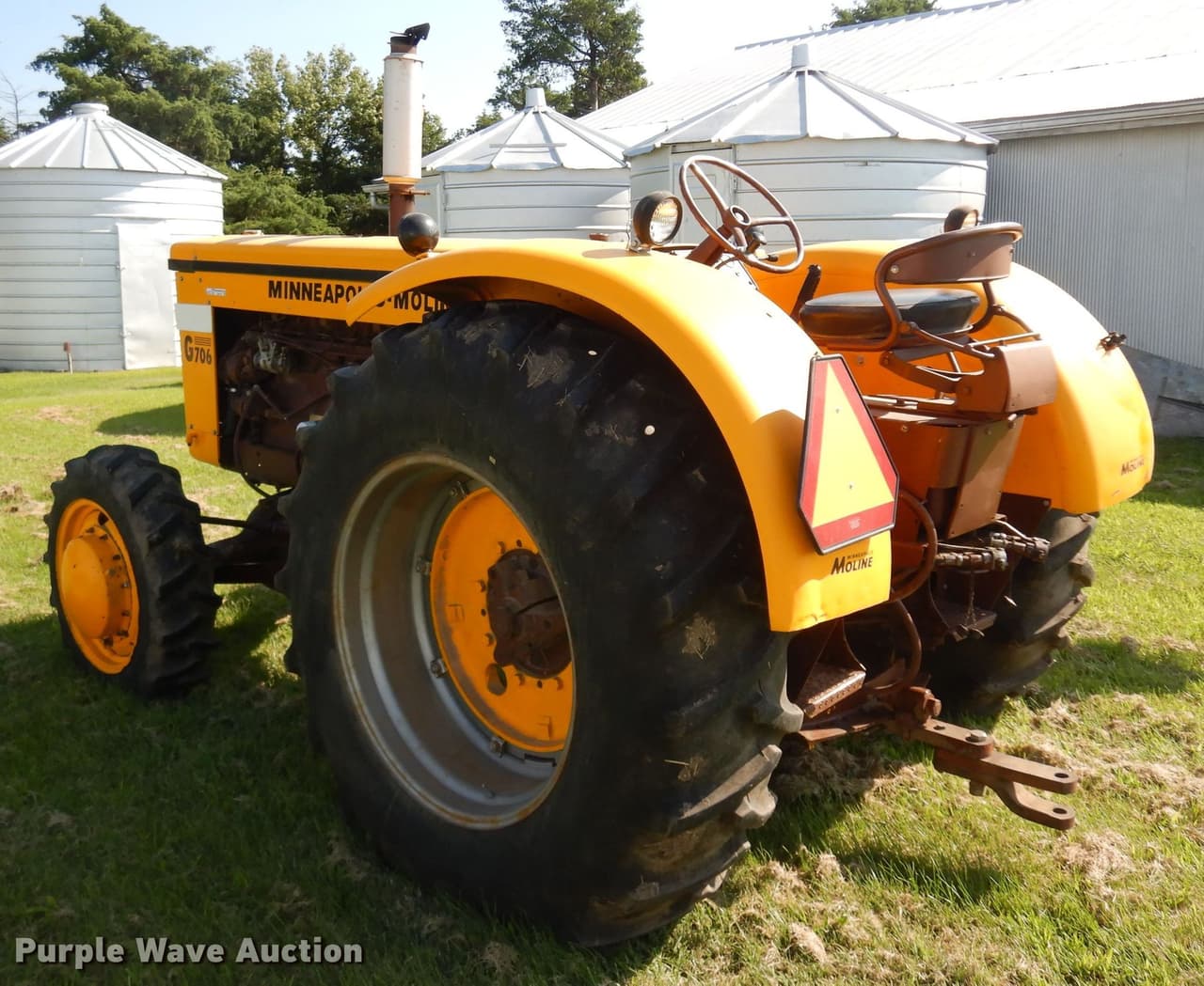 Minneapolis-Moline G706