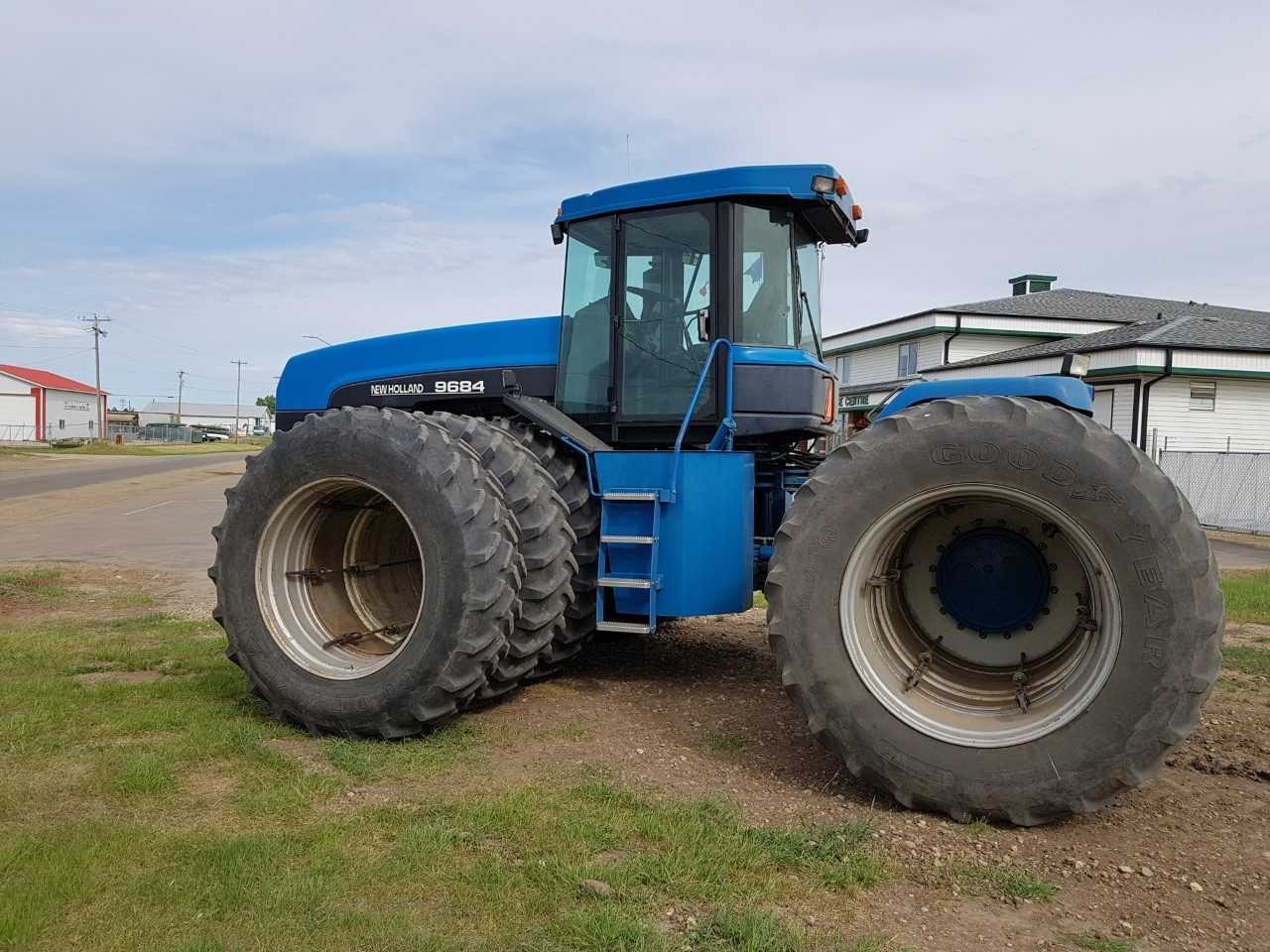 New Holland 9684