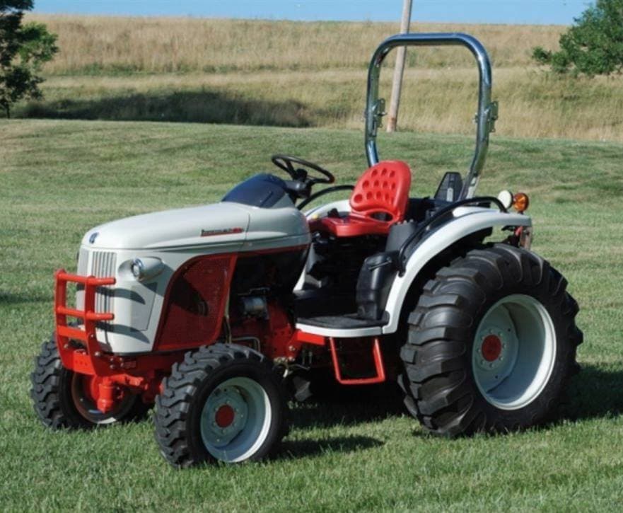 New Holland Boomer 8N